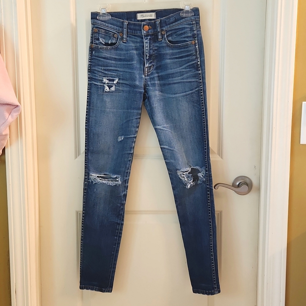 Like New Distressed Madewell Jeans